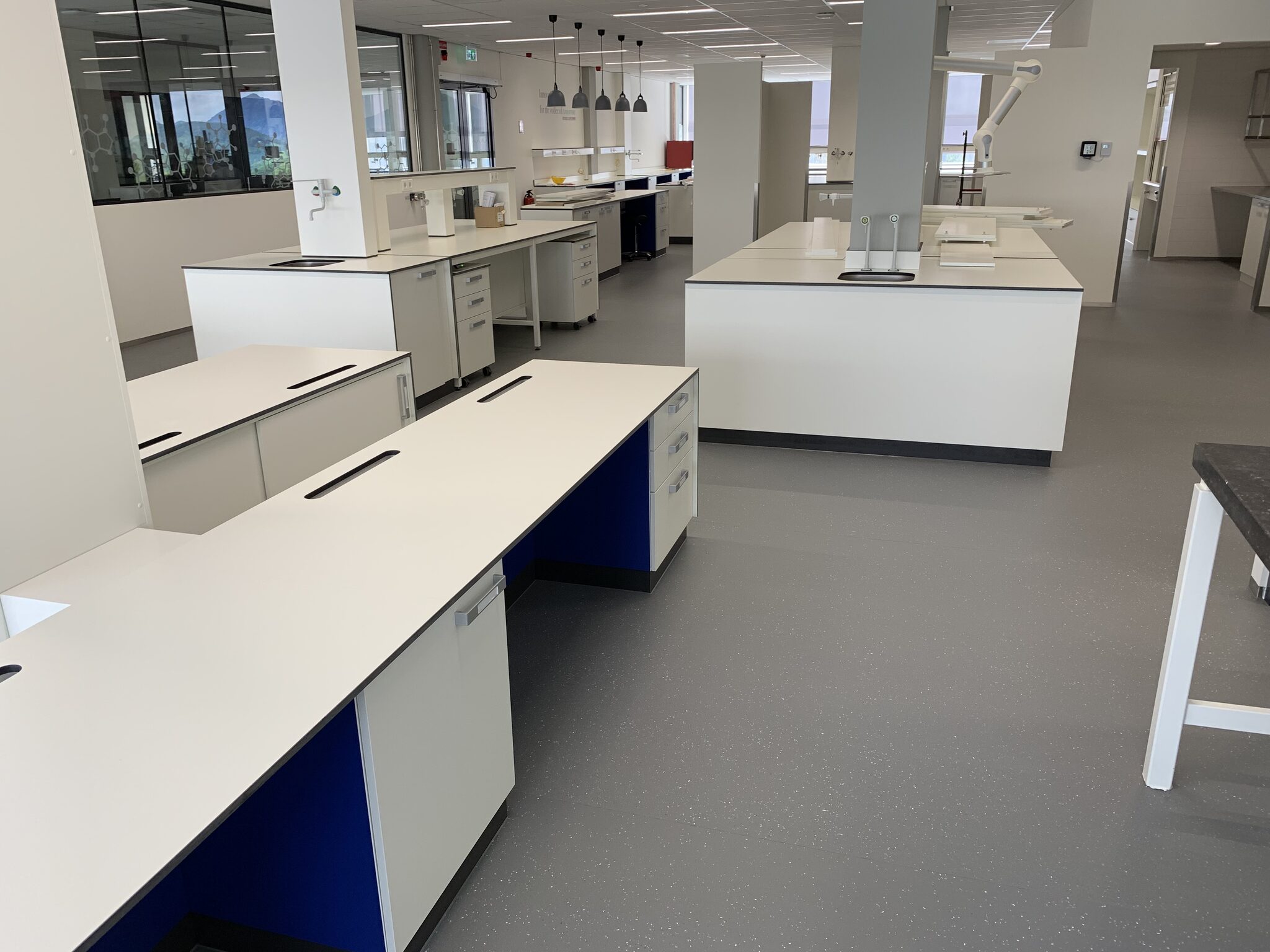 PVC Tarkett vloer bedrijfspand Utrecht - foto 7