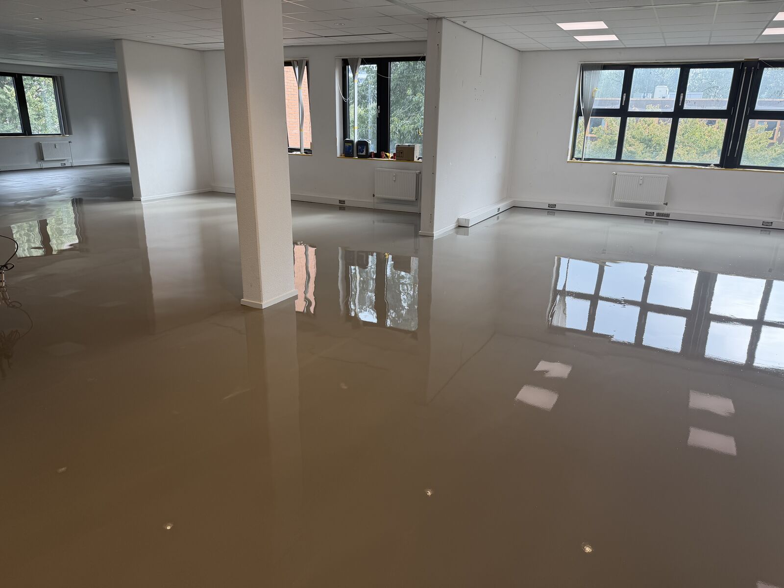 PVC visgraat vloer kantoorpand Arnhem - foto 10