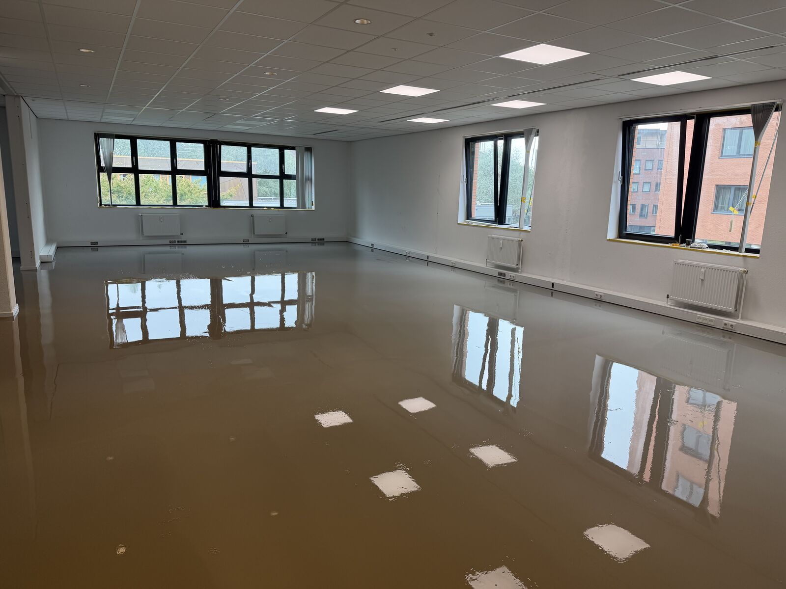 PVC visgraat vloer kantoorpand Arnhem - foto 11