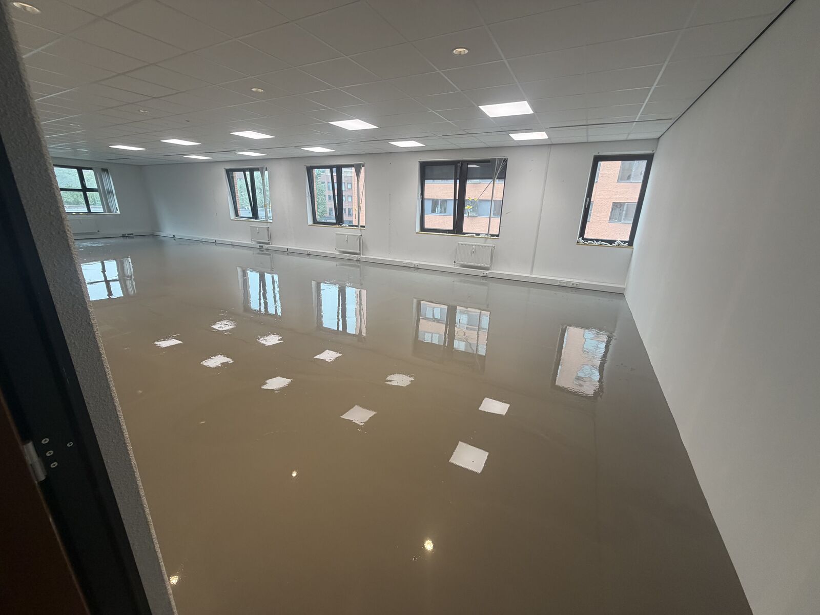 PVC visgraat vloer kantoorpand Arnhem - foto 12