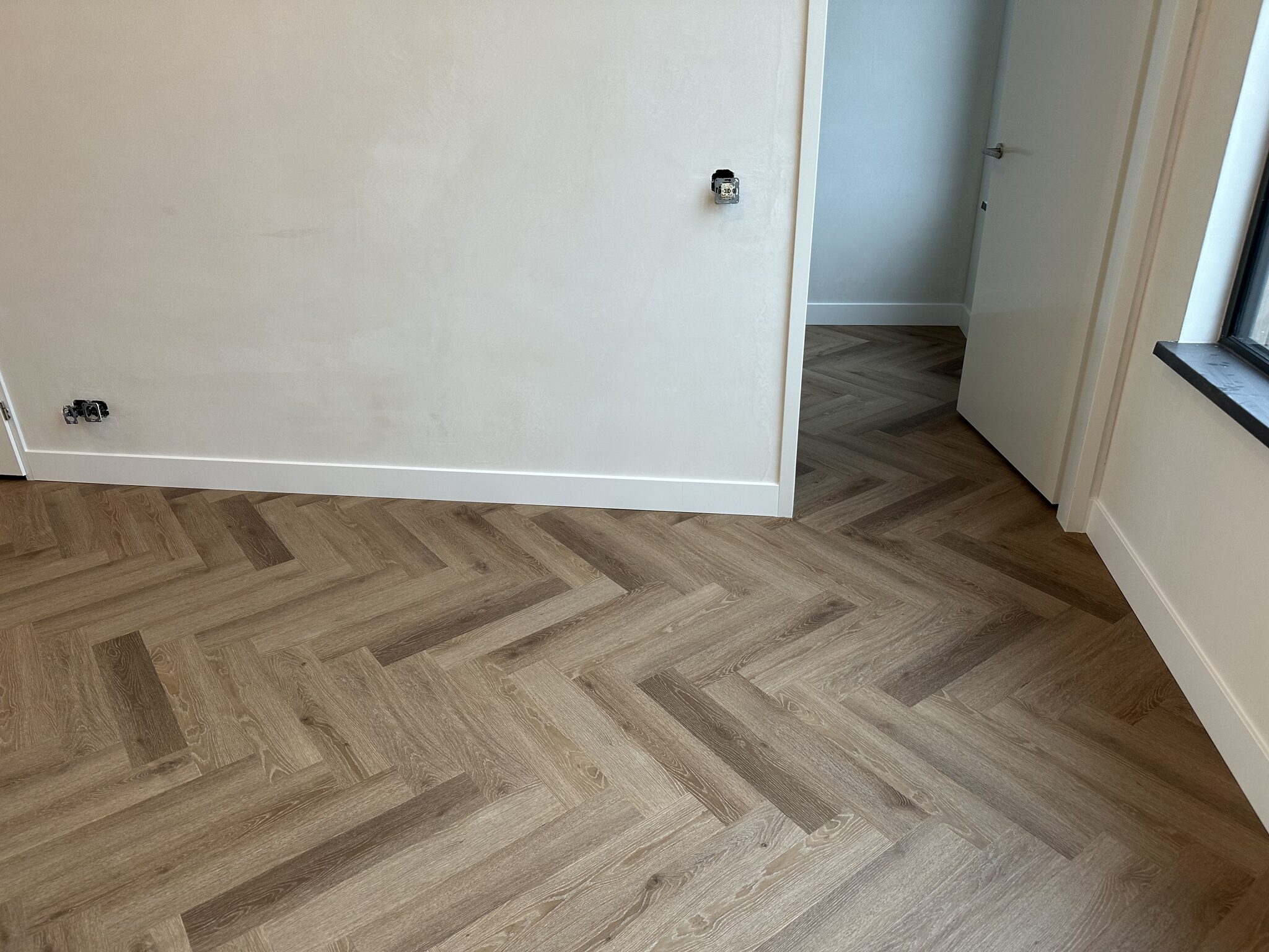 PVC visgraat vloer en traprenovatie Almere - foto 4